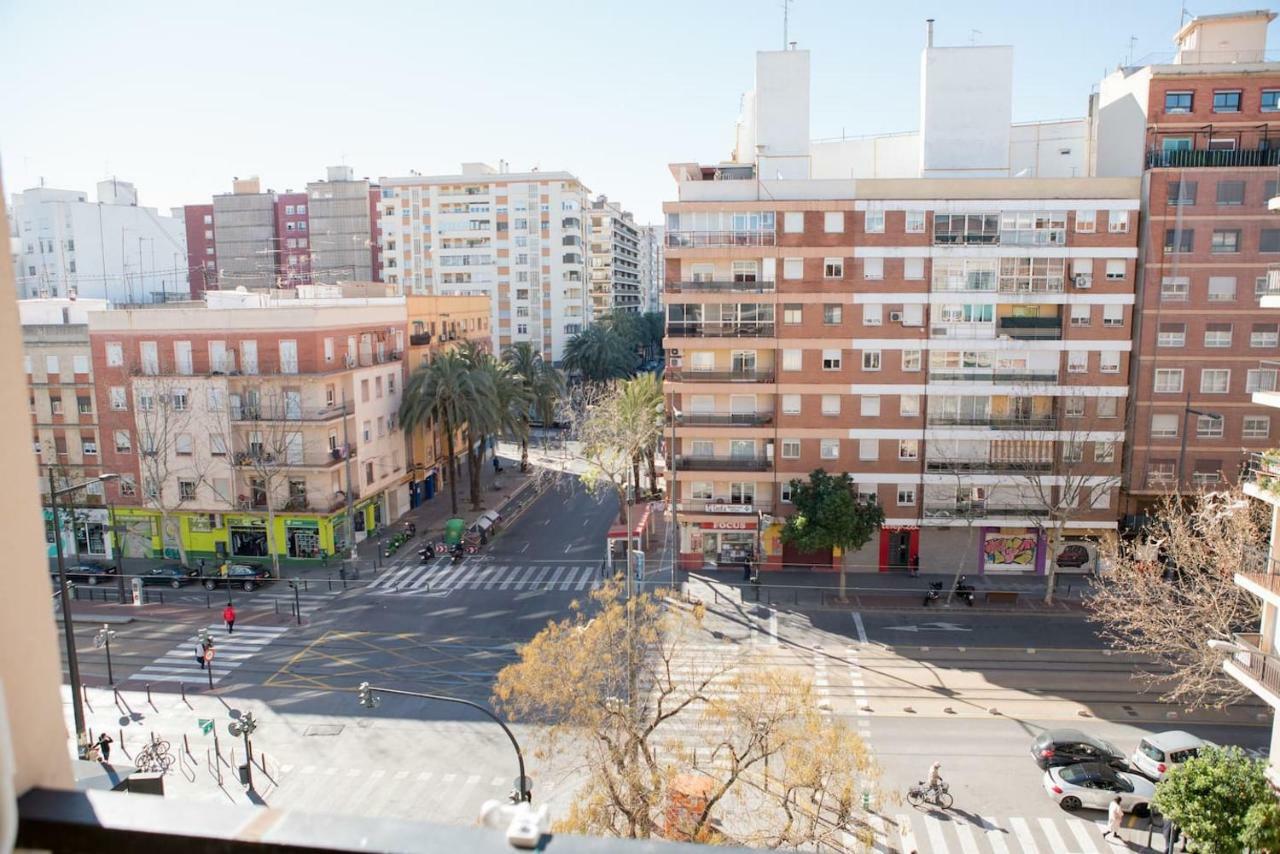 Luminoso Piso + Balcon En Valencia Apartman Kültér fotó